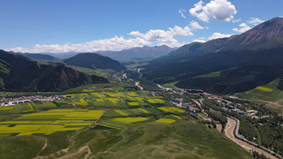 【&ldquo;飛閱&rdquo;中國(guó)】在盛夏，邂逅多彩卓爾山